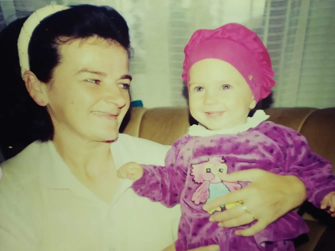 Aleksandra i njena mama