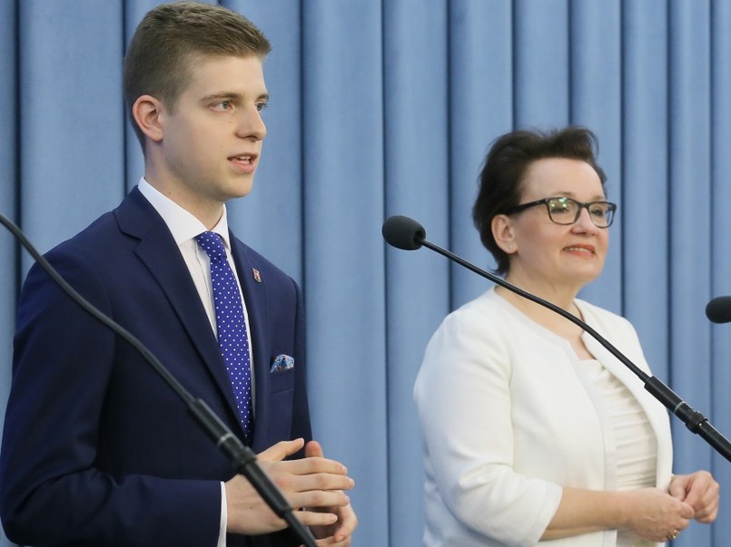 Pani minister była obecna podczas wczorajszej XXII Sesji Sejmu Dzieci i Młodzieży...