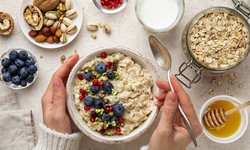 Pięć pomysłów na zdrowe śniadanie, które nie obciąży twoich jelit 