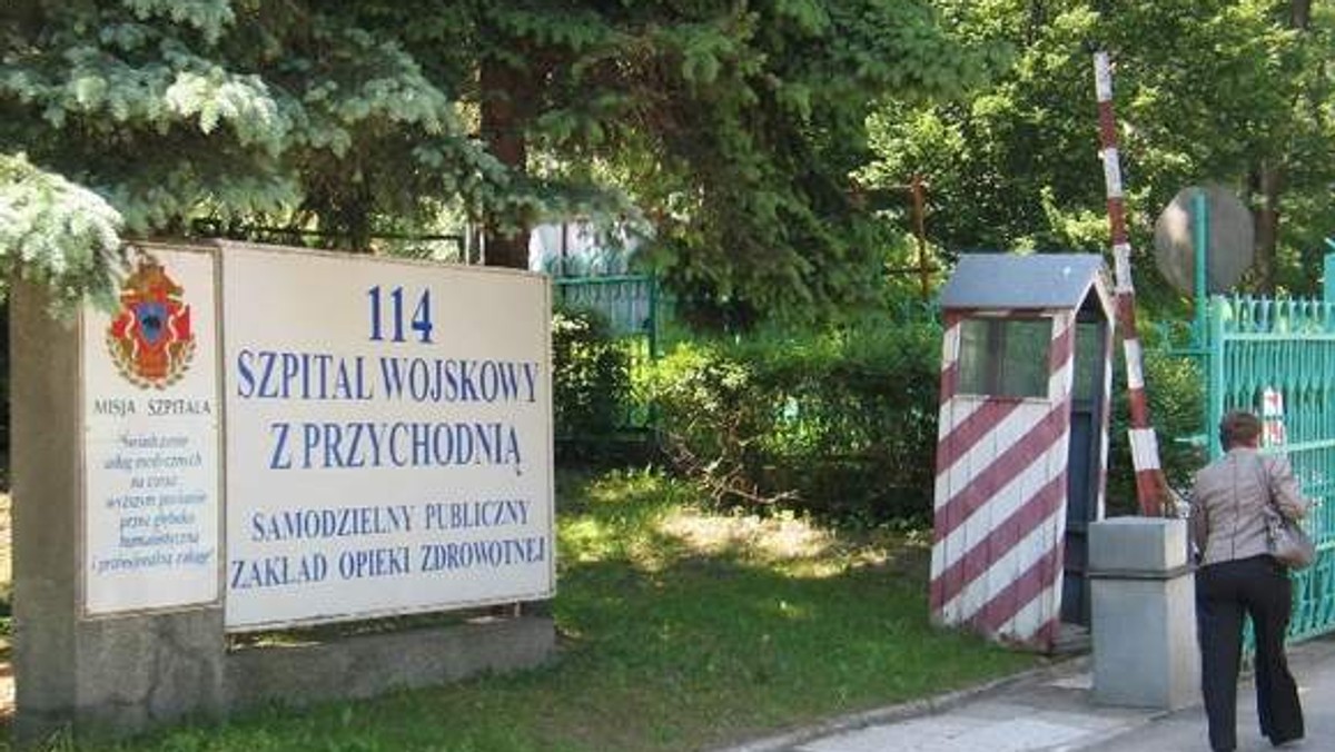 Połączone przemyskie Wojewódzki Szpital i Szpital Miejski mogłyby w efektywniejszy sposób świadczyć wyższej jakości usługi dla pacjentów - uważa poseł Piotr Tomański (PO). - To na razie wstępny pomysł, rozeznaję sytuację - zaznacza parlamentarzysta - informuje portal nowiny24.pl.