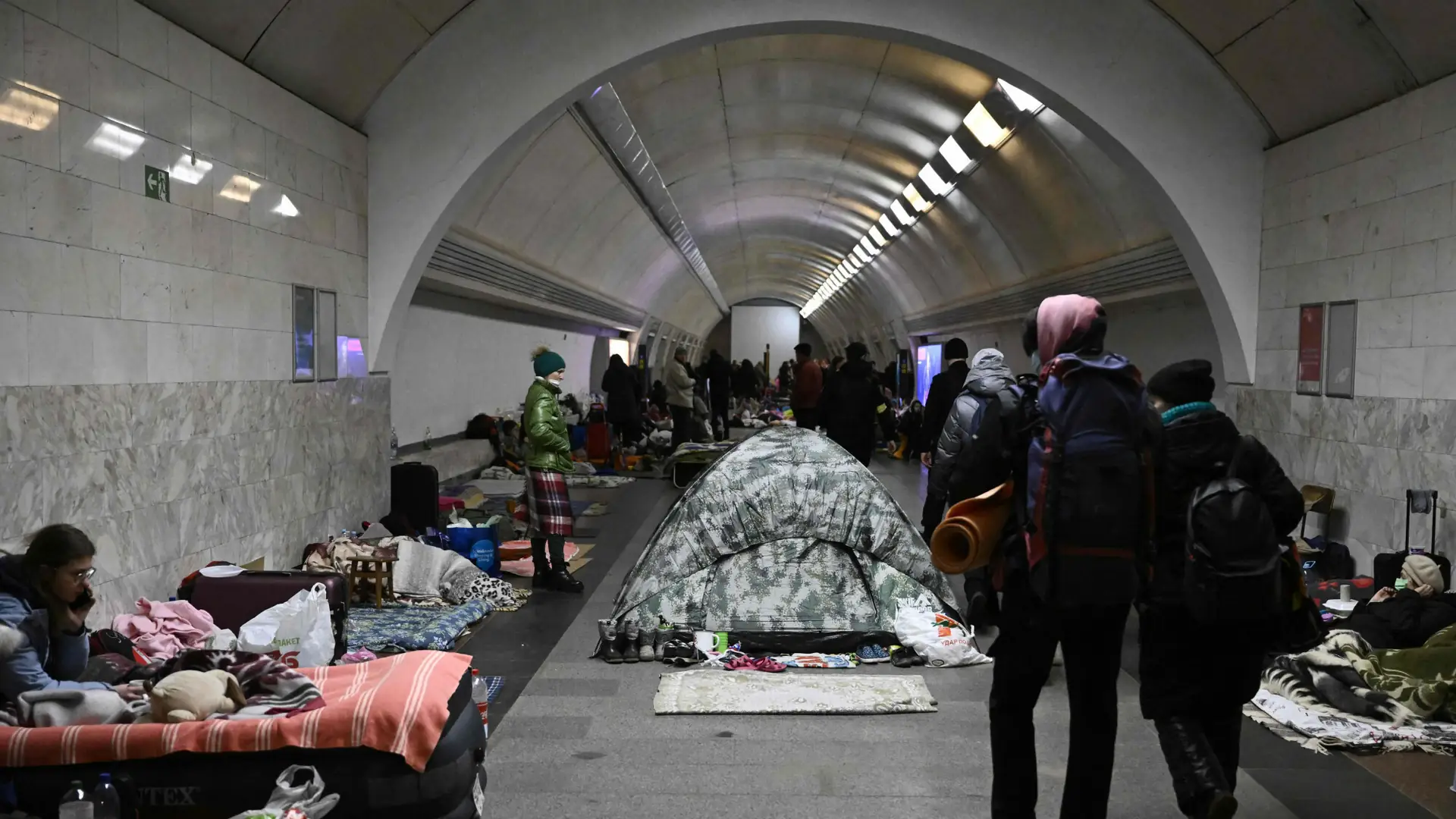 W kijowskim metrze będą pokazy ukraińskich filmów. "Chcemy wzmocnić ducha mieszkańców"