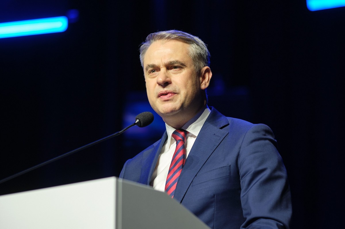 Krzysztof Gawkowski, minister cyfryzacji broni swojego pomysłu na blokowanie treści w internecie