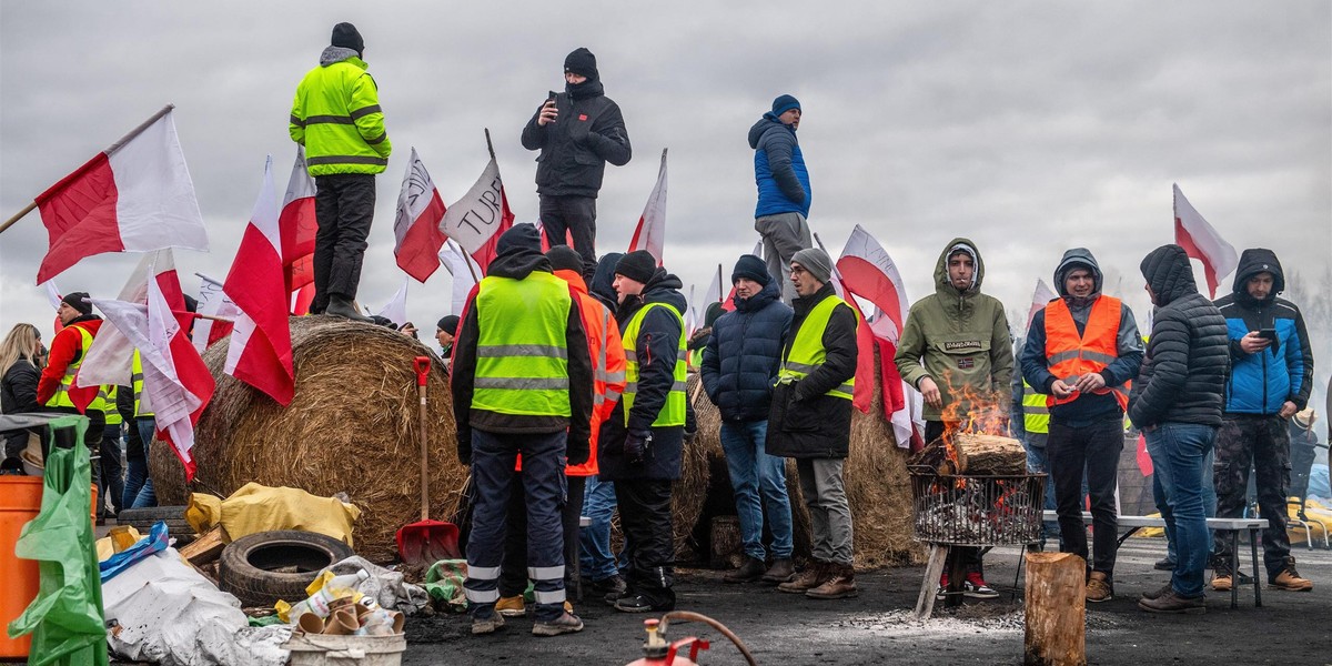 Międzynarodowy protest rolników przy polsko-ukraińskim przejściu granicznym w Dorohusku.