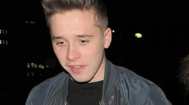 Testőrt fogadtak a 15 éves Brooklyn Beckham mellé