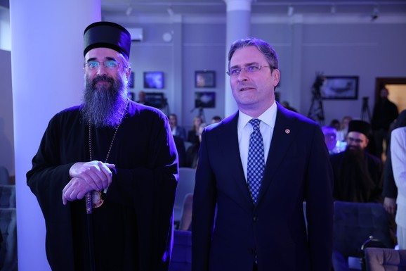 "Kultura je i u mirisu roštilja, u ukusu ajvara i sprže, u zvuku narodne igre...": Selaković proglasio Leskovac prestonicom kulture Srbije