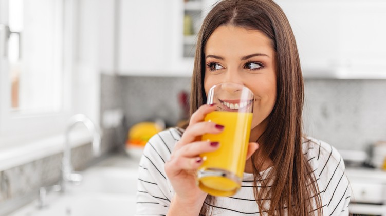 megfázás, influenza, C-vitamin, vitaminhiány, narancslé, étrend