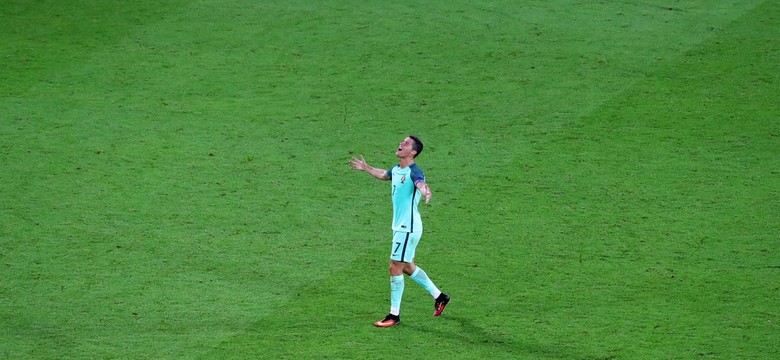 Santos i Ronaldo przeszli do historii. Według Portugalczyków obaj są bohaterami meczu z Walią