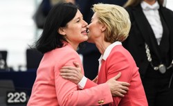 Następczyni Timmermansa chce "dialogu z Polską": Nikogo nie będę traktować jak najgorszych uczniów w klasie