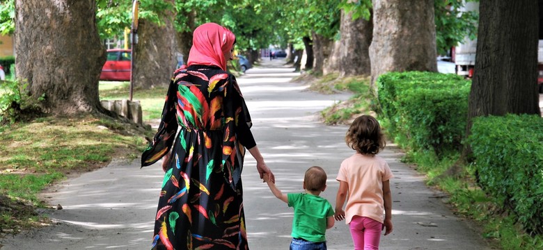 Demograf: Kobiety odchodzą od wzorca matki Polki na rzecz "Polki samowolki"