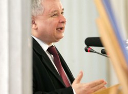 "Tusk szpetnie uprawia politykę"