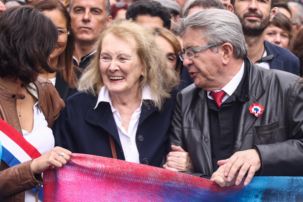Marsz w Paryżu przeciwko drożyźnie. Annie Ernaux, laureatka literackiego Nobla i Jean-Luc Melenchon
