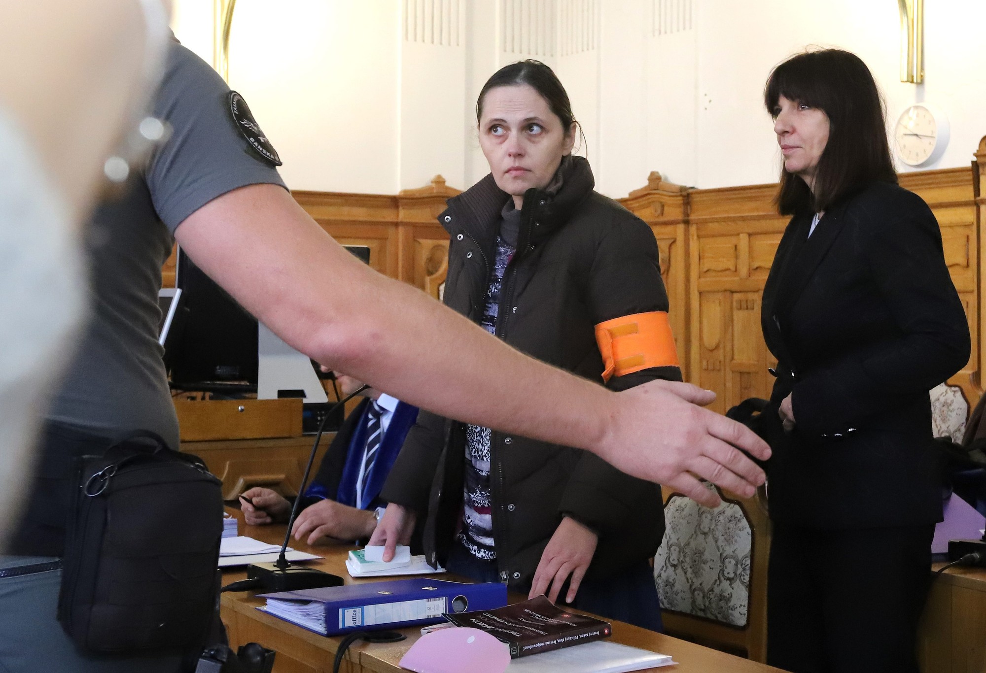 Začal sa proces s Renátou D., obžalovanou z terorizmu.