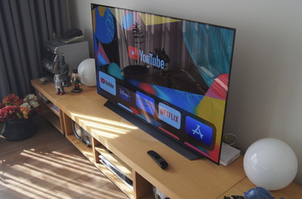 Jeden z najpopularniejszych telewizorów OLED doczekał się następcy. Czy to ciągle dobry zakup?