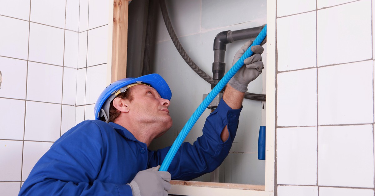 Instalacje i fundamenty. Wiceminister wyjaśnił, kiedy jest podatek