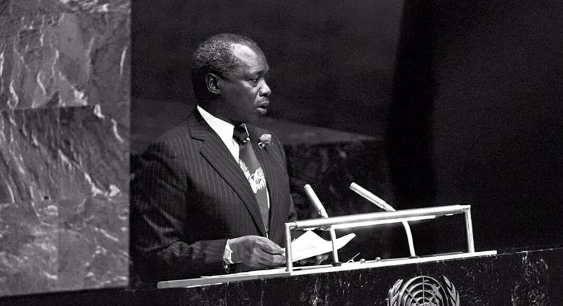Kenya’s longest serving president, Daniel Arap Moi breaths his last