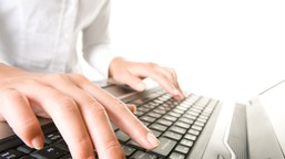 zmiana wartości szacunkowych przed zamknięciem ksiąg nie jest korektą