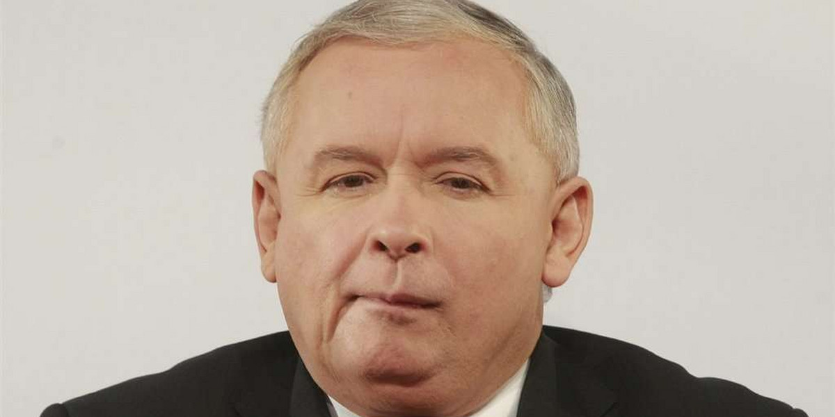 Jarosław Kaczyński musi sprostować swoje słowa, o tym że Bronisław Komorowski chce prywatyzacji szpitali. Sąd Apelacyjny podtrzymał wyrok Sądu Okręgowego. To ostateczny wyrok w tej sprawie