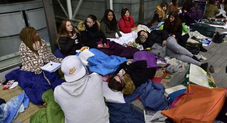 Fans of popstar Justin Bieber camp in front of the Palacio de Deportes in Madrid on November 18, 2016 in a bid to get as close as possible to their idol when the gates finally open for his concert there November 23