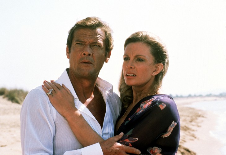 Cassandra Harris w filmie 'Tylko dla twoich oczu'