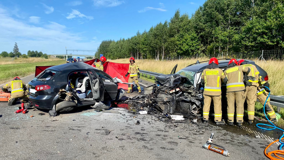 Wypadek w Kamienniku Wielkim. Cztery osoby nie żyją, w tym dziecko