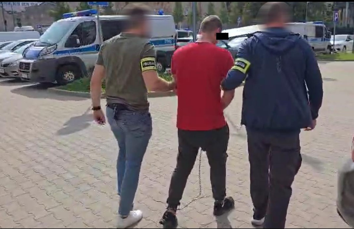 Tragedia w Kłodzku. wezwał policję i wyszeptał "zabiłem matkę"