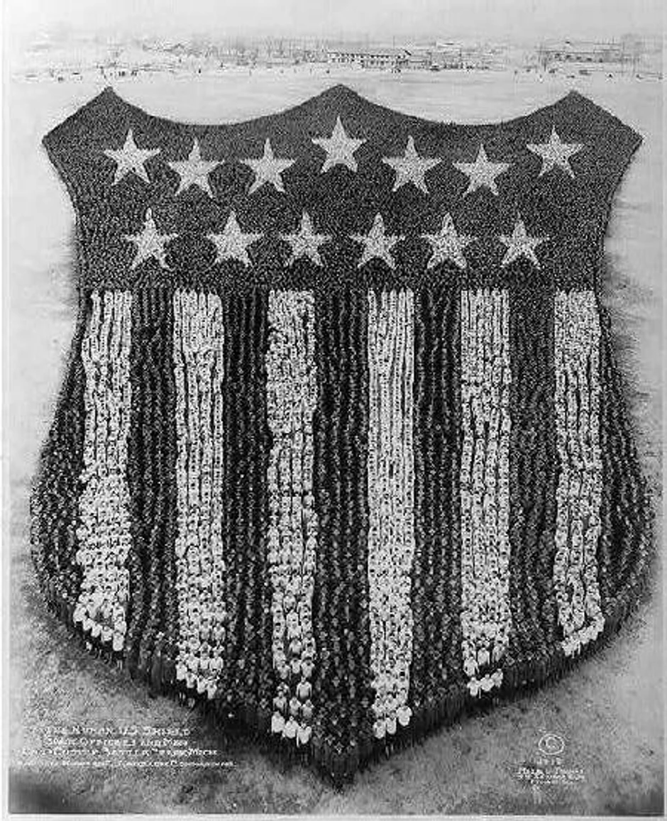 Ljudski štit (1918) - 30.000 oficira i ljudi