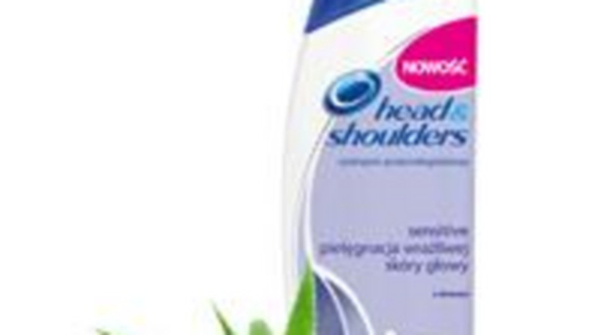 Head &amp; Shoulders "Sensitive. Pielęgnacja wrażliwej skóry głowy" pomaga przywrócić odpowiednią równowagę wrażliwej skórze głowy i powoduje radość z posiadania zniewalająco pięknych włosów bez łupieżu każdego dnia. Specjalistyczna formuła ActiZinc przynosi ukojenie swędzącej, podrażnionej skórze głowy. Receptura wspomagana jest wyciągiem z aloesu. Kosmetyk przebadany dermatologicznie, hipoalergiczny. Włosy stają się miękkie i lśniące wraz z pierwszym użyciem.