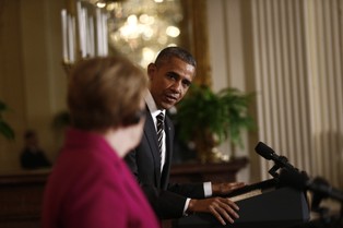 "Ufam jej". Obama chwali Merkel za politykę otwartych drzwi wobec imigrantów