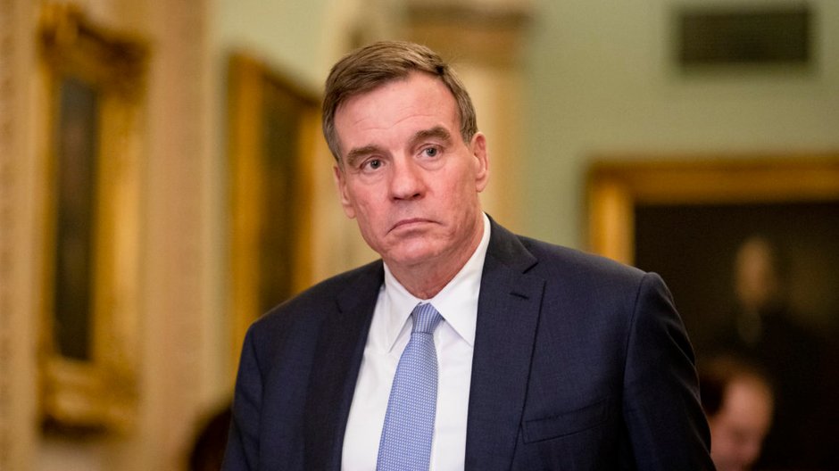 Wiceprzewodniczący senackiej komisji ds. wywiadu Mark Warner