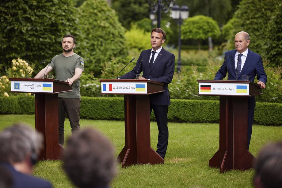 Konferencja prasowa prezydenta Wołodymyra Zełenskiego, prezydenta Francji Emmanuela Macrona i kanclerza Niemiec Olafa Scholza w Kijowie. 16 czerwca 2022 r.