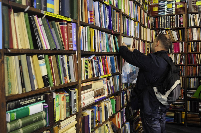 Ima li mesta za domaću literaturu?