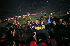 Carlos Tevez zakończył karierę. Powodem brak motywacji i sprawy rodzinne