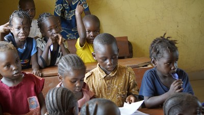 NGO pays fees for 200 out-of-school children in Niger