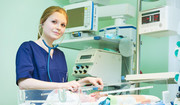 Neonatologia a opieka nad noworodkiem. Kiedy należy zgłosić się do neonatologa?