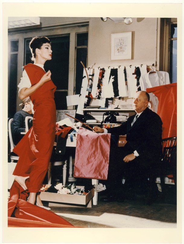 Zdjęcia dotyczące wystawy Christian Dior designer of dreams 