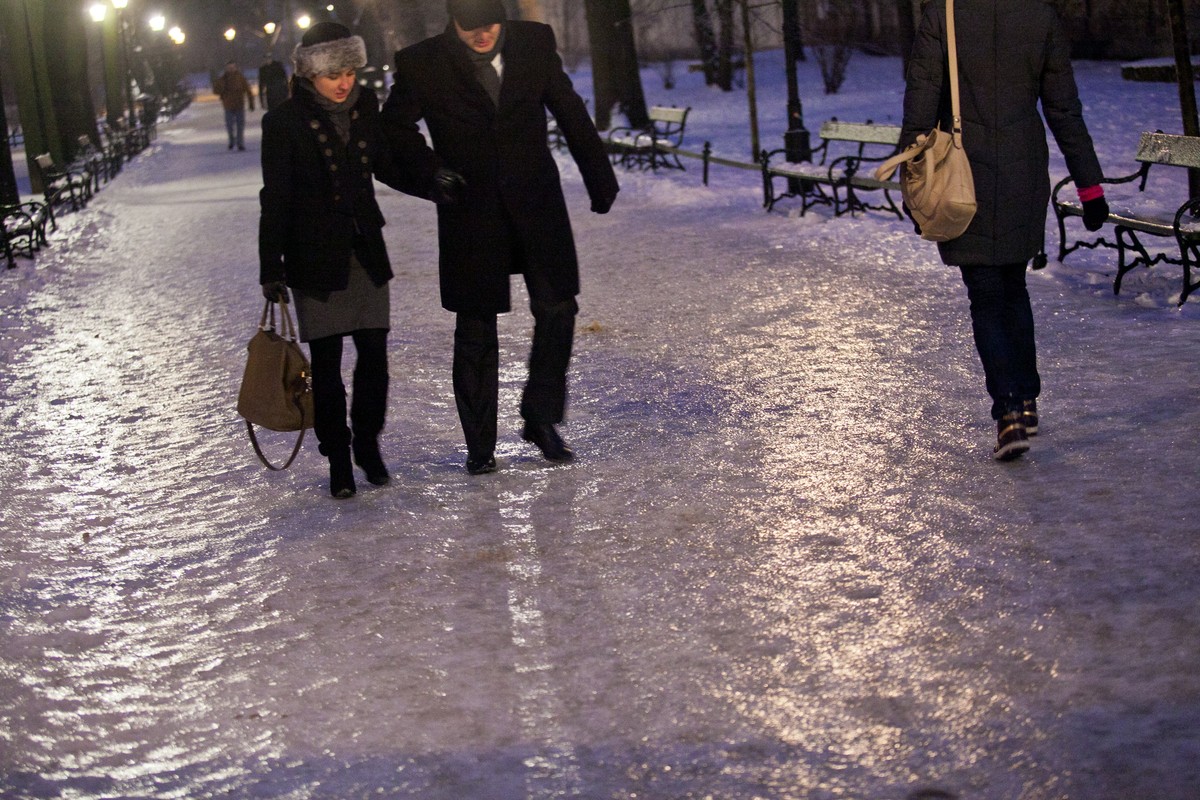 Prognoza pogody: wiatr, śnieg, oblodzenie i jesienne burze / fot. Michal Lepecki / Agencja Wyborcza.pl