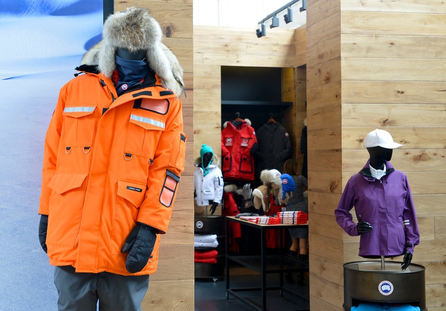 Kurtki Canada Goose są bardzo drogie, a marka w kilka lat stała się luksusowa. 