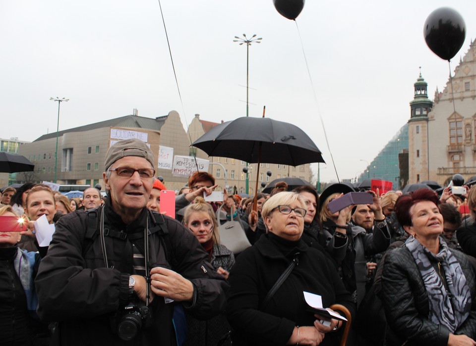 Czarny_protest_Glanc5