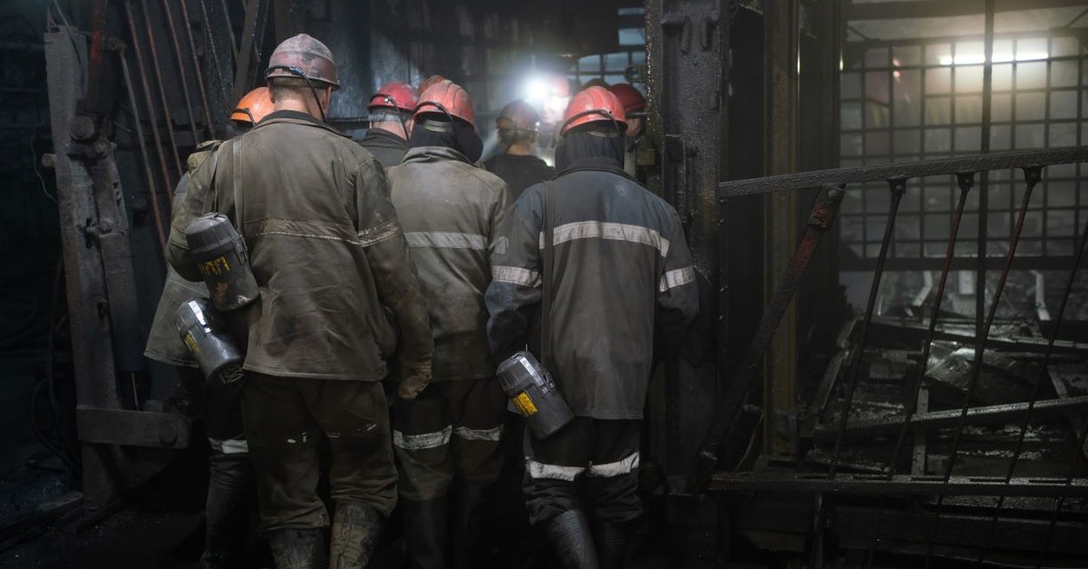 14-я зарплата для шахтеров в 2025 году. Когда будут выплачиваться ежегодные премии?