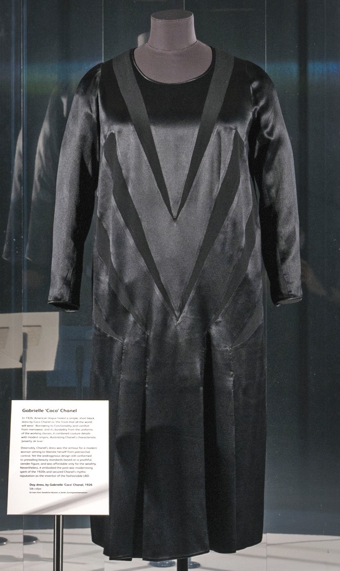 Mala crna haljina "Šanel" iz 1926.