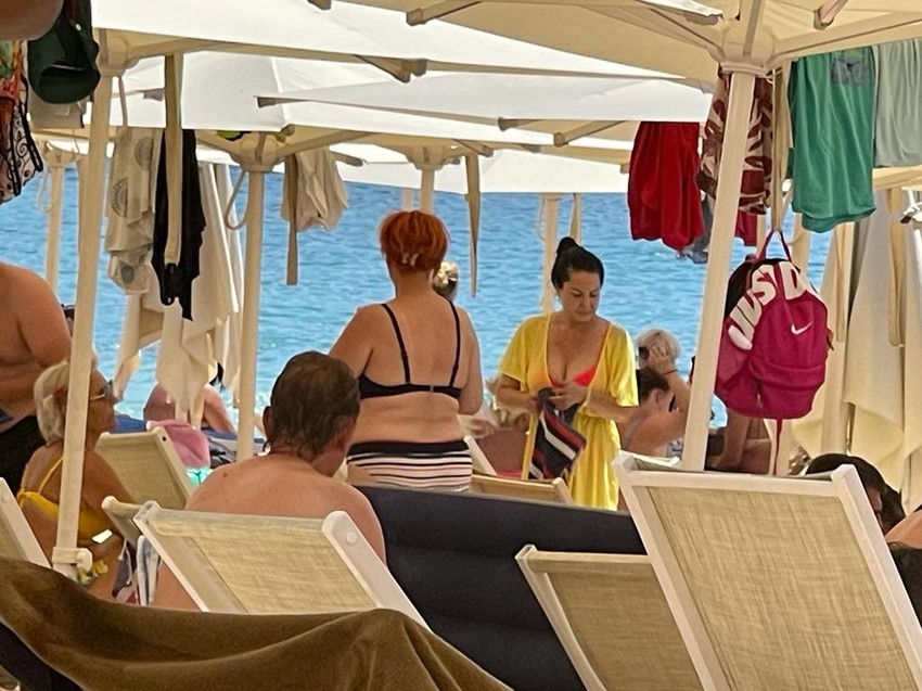 Zlata Petrović napravila skandal na plaži u Budvi