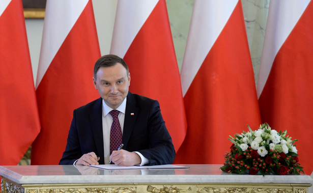 Prezydent Duda i premier Szydło na zjeździe "Solidarności". Tematem rozmów będzie "umowa programowa"