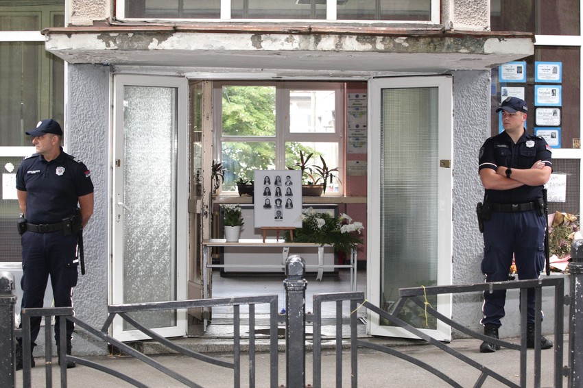 Nastavnici i učitelji će u “Ribnikar” ponovo ući u školu već u ponedeljak