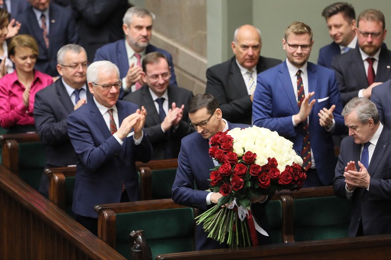 Premier Mateusz Morawiecki w Sejmie po wygłoszeniu exposé