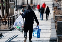 Dlaczego butelkomaty nie działają? Klienci tracą kaucję, automaty odrzucają butelki