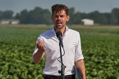 Kołodziejczak w DGP: Bardzo mocno uderzyłbym w handel w Polsce