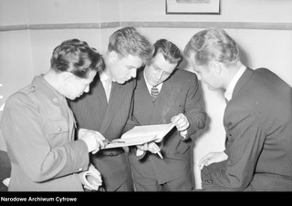 Wspomnieniowy quiz z wiedzy o maturze. Uda się Ci zdobyć maksimum punktów? [QUIZ]