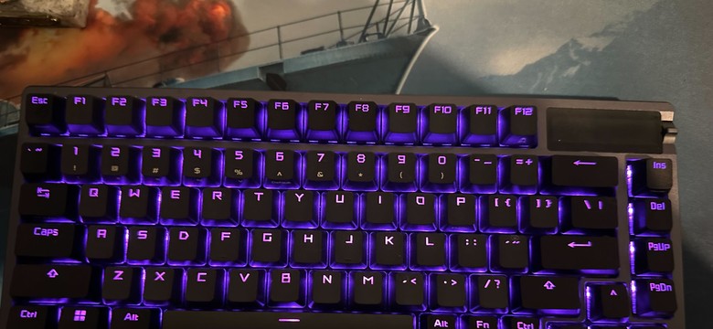 Asus ROG Azoth. Potwornie droga klawiatura dla garstki wybranych [RECENZJA]