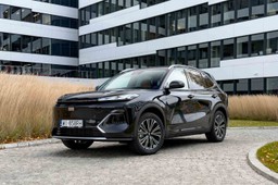 nowe geely będzie hitem. tyle kosztuje oszczędna hybryda dla rodziny