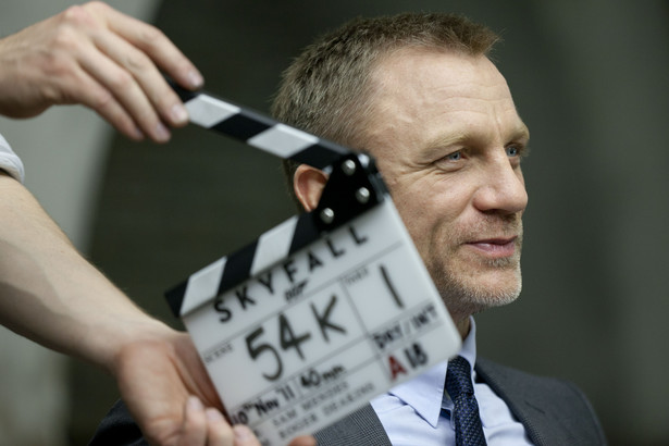 James Bond w "Skyfall" sączy piwko i reklamuje browar